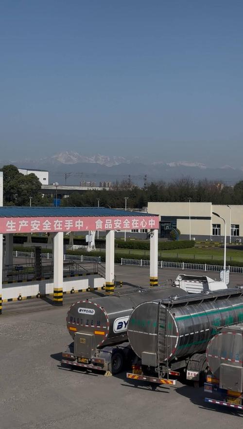 探訪雪山下的乳制品工廠 細(xì)分市場(chǎng)帶動(dòng)產(chǎn)品迭代